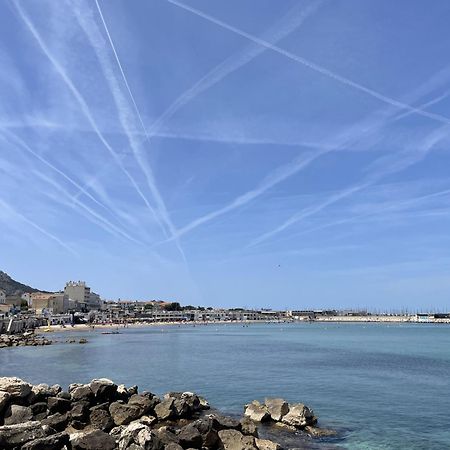 Balaena hébergement Marseille Bagian luar foto