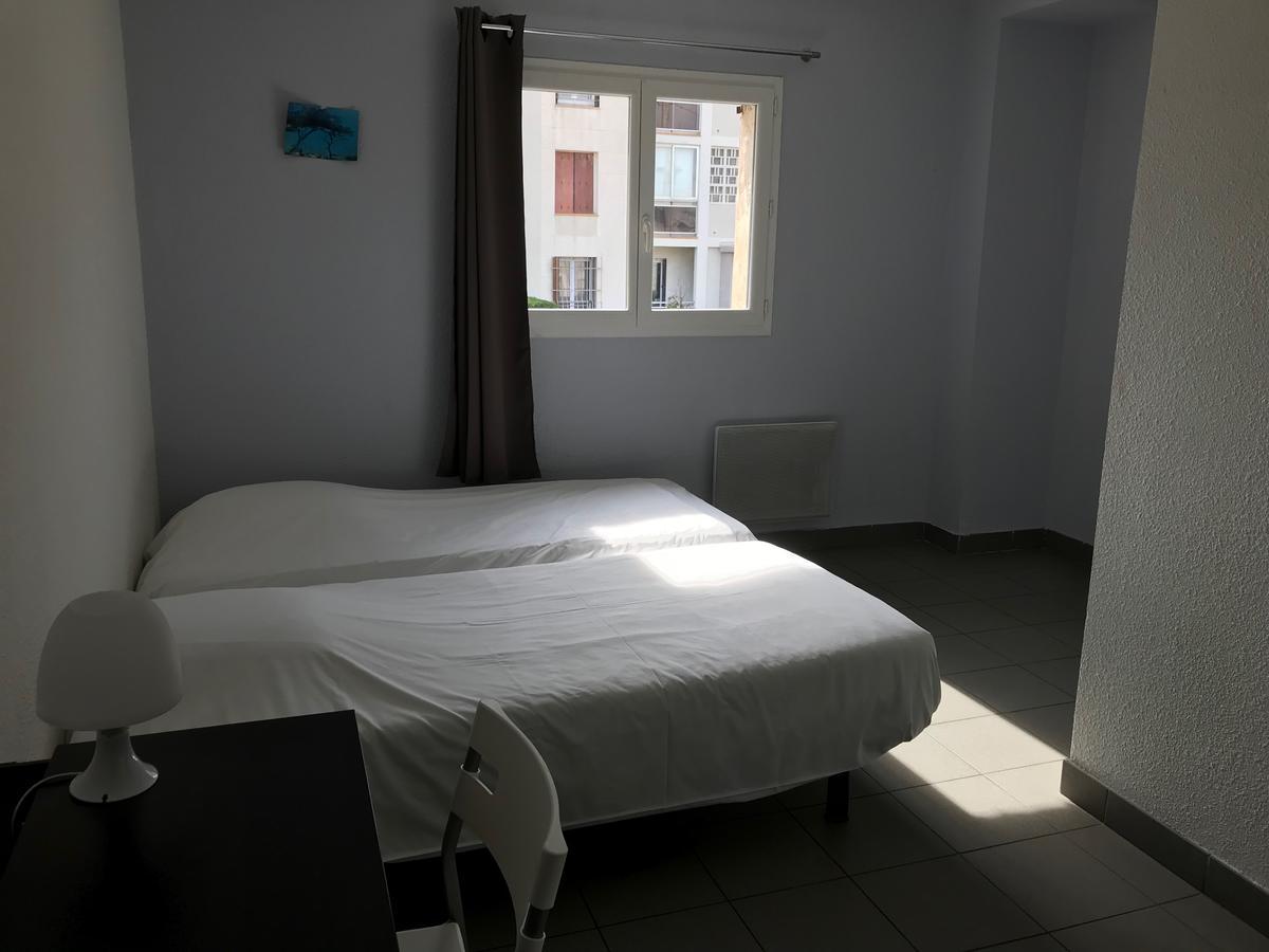 Balaena hébergement Marseille Bagian luar foto